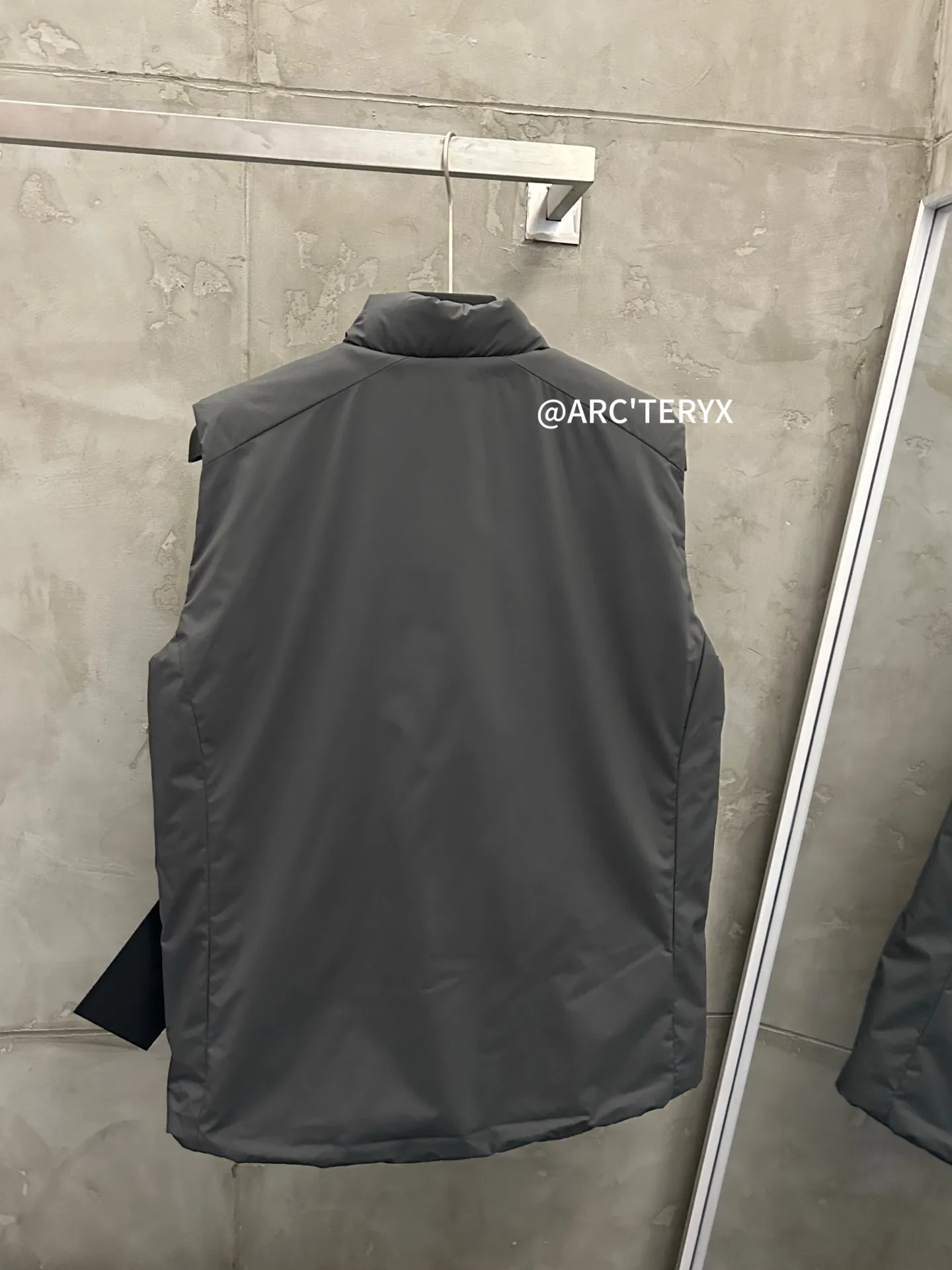 ARC'TERYX / Sizes：M L XL XXL XXXL